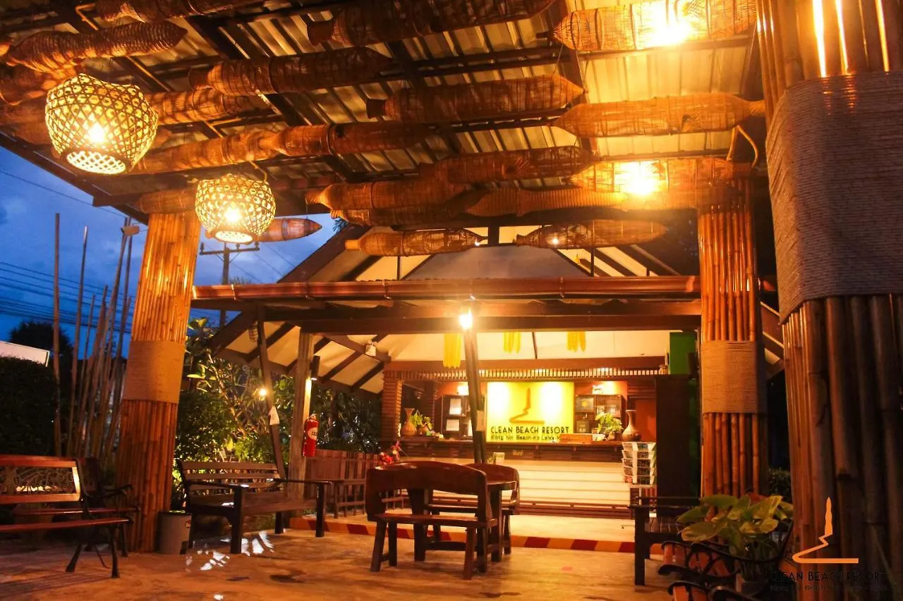 Clean Beach Resort Ko Lanta