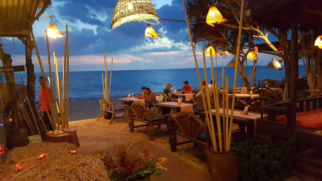 Clean Beach Resort Ko Lanta