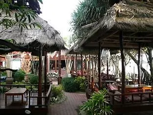 Clean Beach Resort Ko Lanta