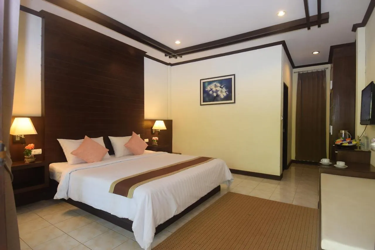 Clean Beach Resort Ko Lanta