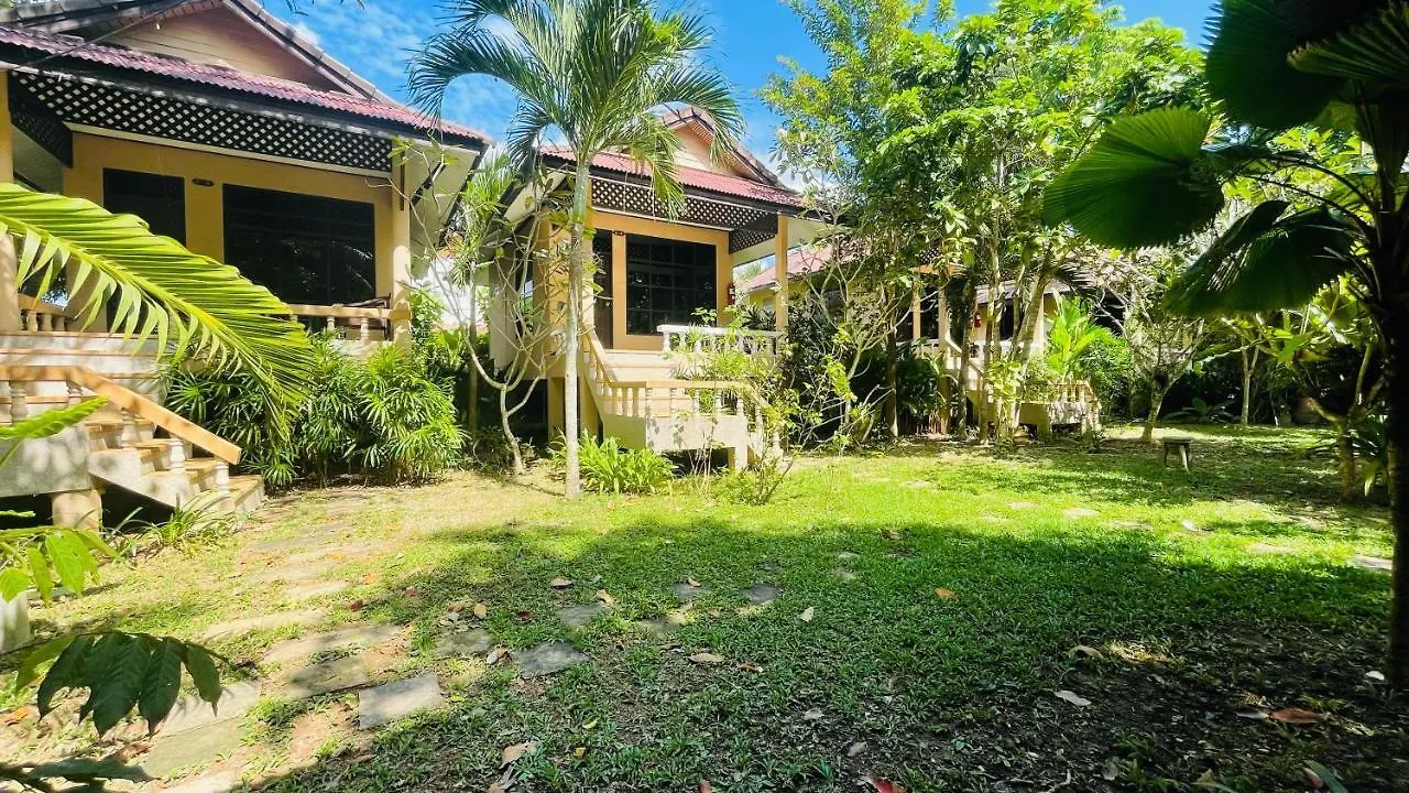 ***  Clean Beach Resort Koh Lanta Thailand