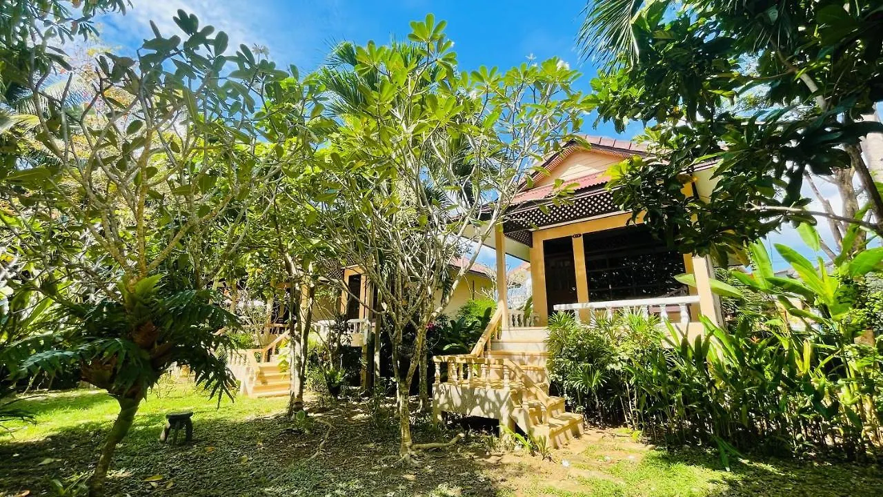 Clean Beach Resort Koh Lanta 3*,