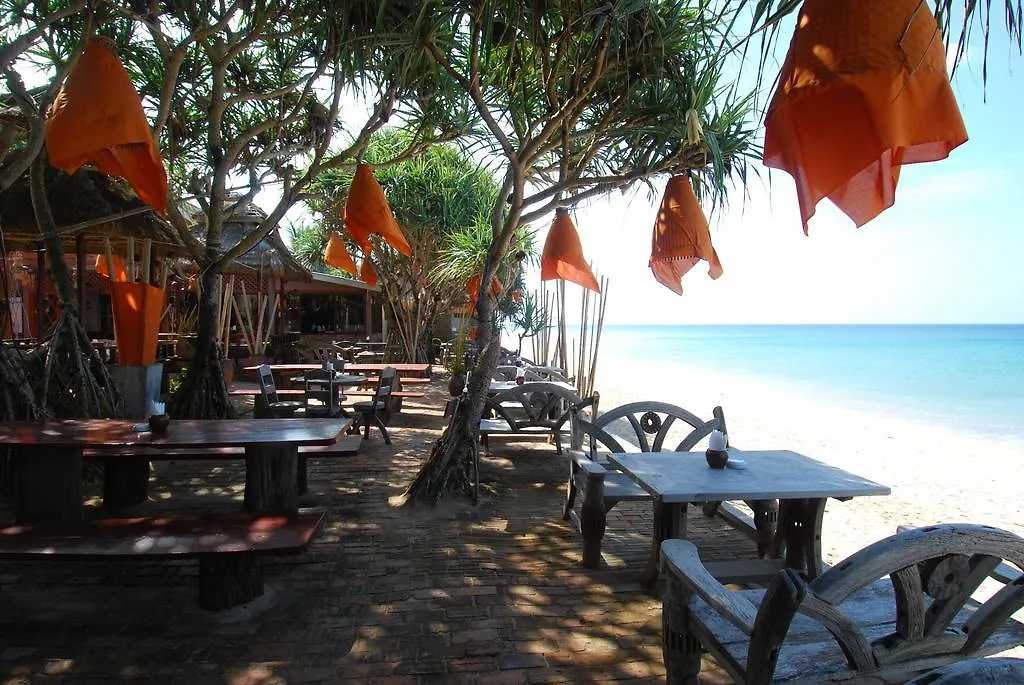 Clean Beach Resort Koh Lanta